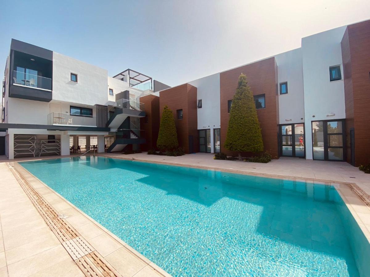 Victoria Suites Paphos Eksteriør billede