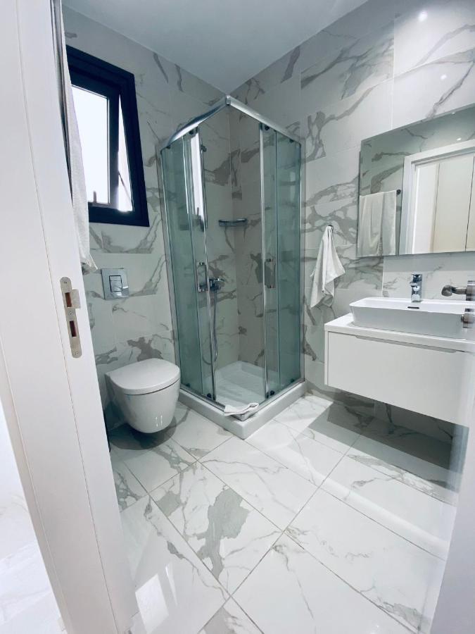Victoria Suites Paphos Eksteriør billede