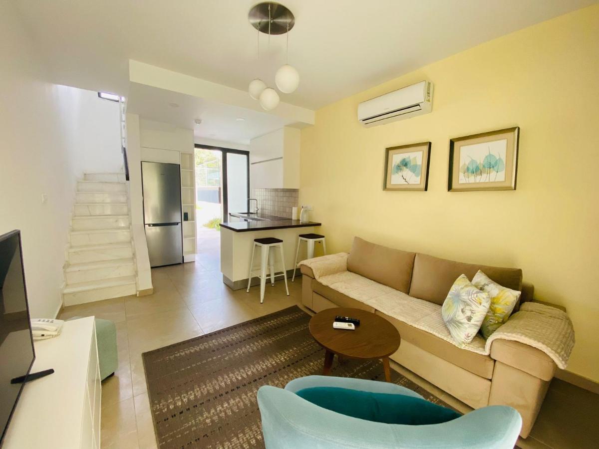 Victoria Suites Paphos Eksteriør billede